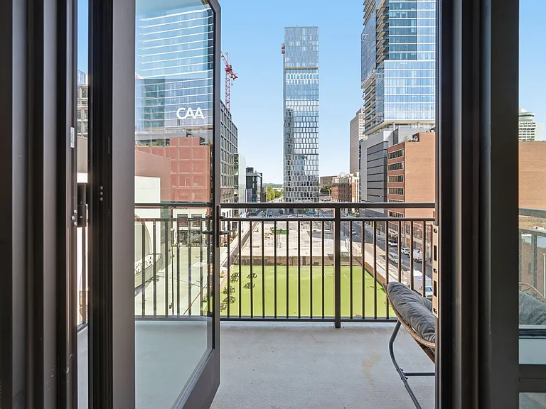 930 Commerce St #501 — Photo 20