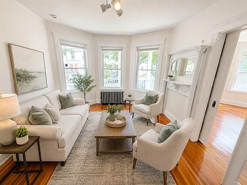 16 Hobson St #2 Photo 1