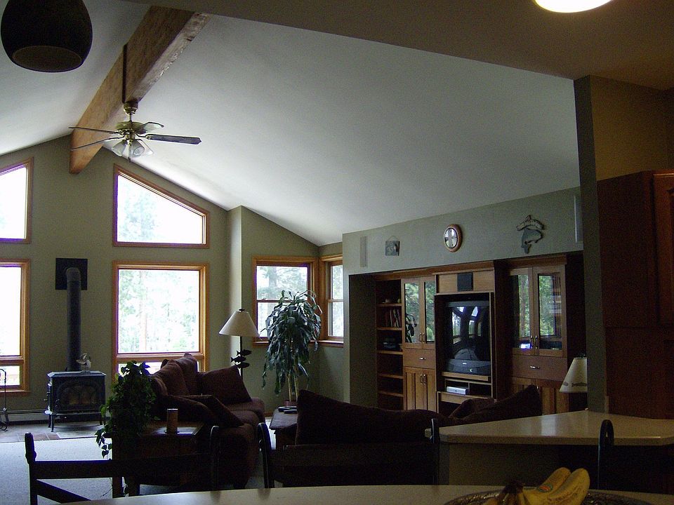 Kitchen in to Family Rm.