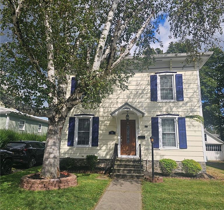 1st image of 76 Ford Ave
