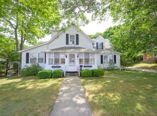 88 Cotuit Rd, Bourne, MA 02532