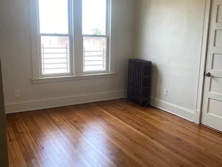 1155 Broad St #4N — Photo 3