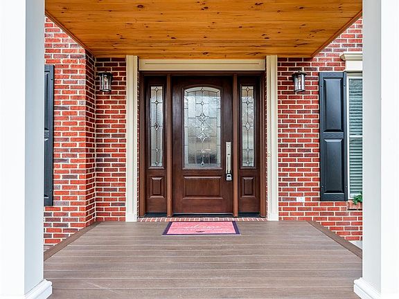 3rd image of 2642 Arborwood Dr