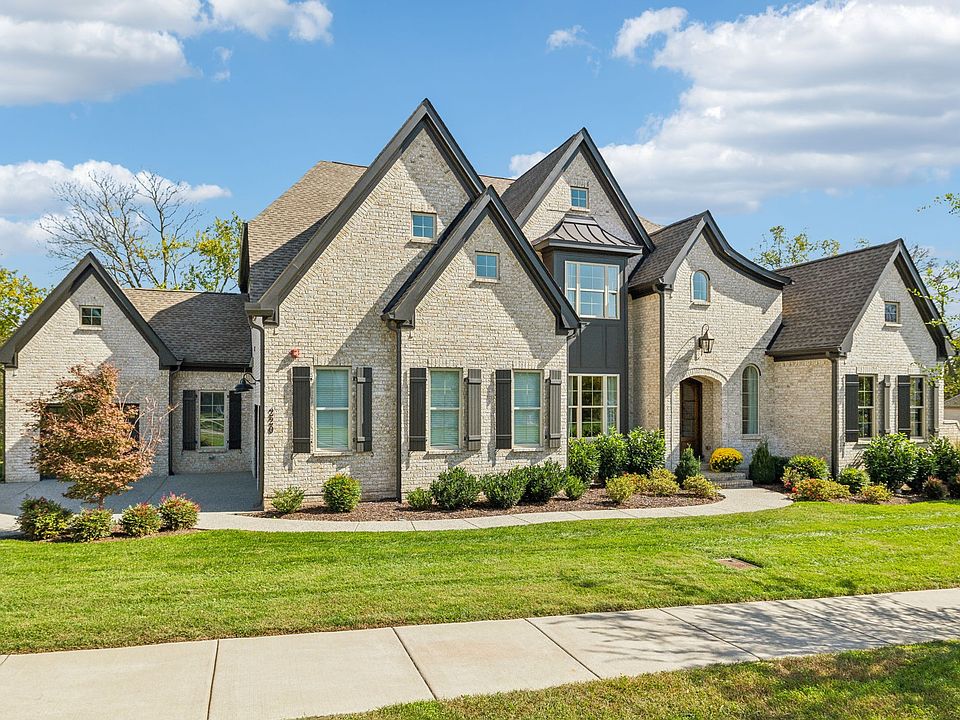 1st image of 220 Bishops Gate Dr