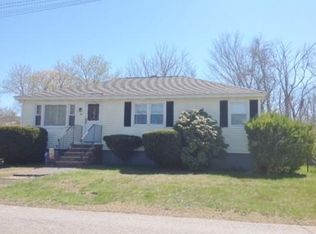 16 Annette St, Methuen, MA 01844