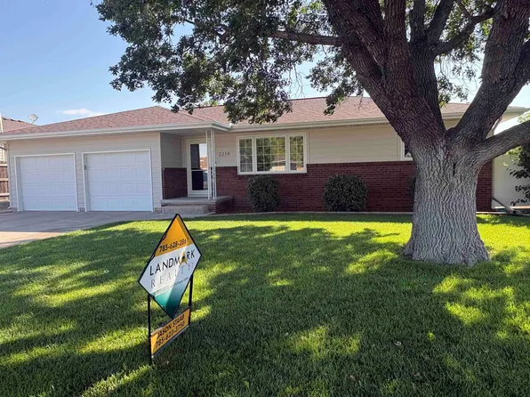 2214 Haney Dr, Hays, KS 67601