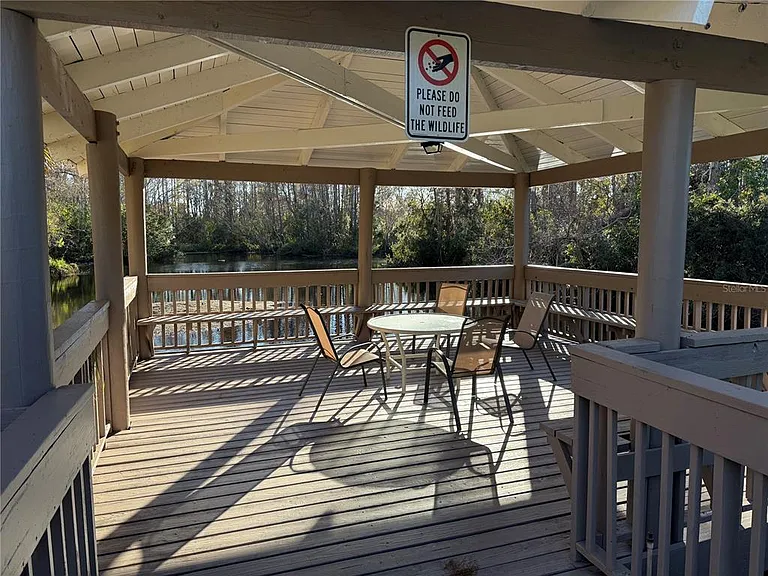 514 Longfellow Ct #C — Photo 35