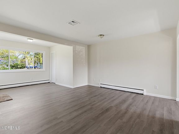 5th image of 8 A S Heron Street
