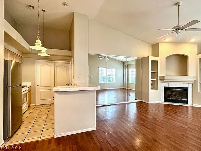 5255 Island Chain Rd — Photo 8