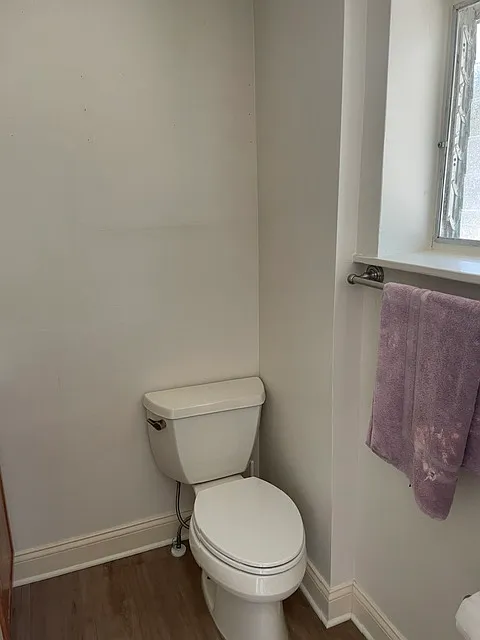 1 bed, 300 sqft, $1,275 — Photo 3