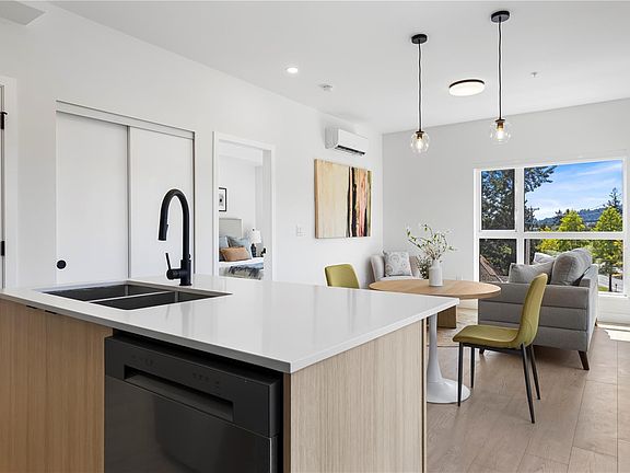 2nd image of 2629 Millstream Rd #504