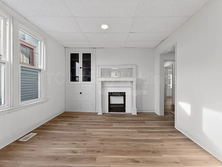 604 Hart St — Photo 10