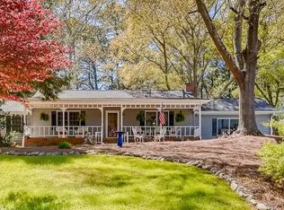 2377 Autumn Dr, Snellville, GA