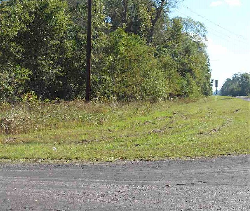 2nd image of 2945 Fm 2246 Rd