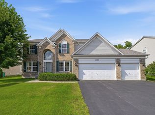 15024 W Austin Dr, Lockport, IL 60441