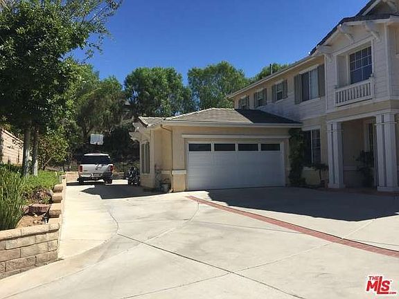 3rd image of 3260 Coastal Oak Dr