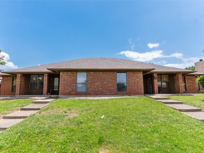 1638 Brown Trl, Hurst, TX, 76054