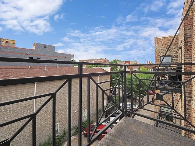 2120 W Washington Blvd #406 — Photo 11