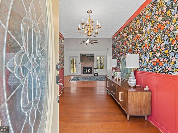 5th image of 950 Besse Way