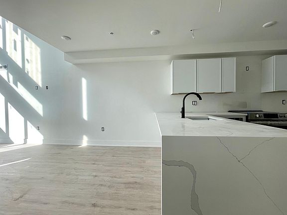 4th image of 2603 E Boston Ave #2B