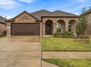 3013 Denver Ave, Aubrey, TX 76227