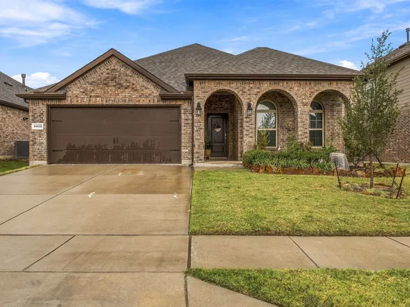 3013 Denver Ave, Aubrey, TX 76227