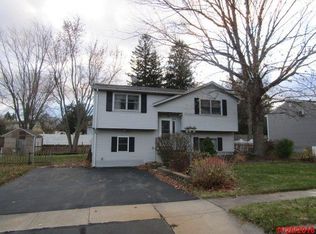 15 Eagle Ct, Meriden, CT 06450