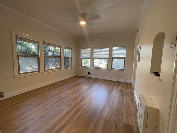 4th image of 174 41st St APT 106