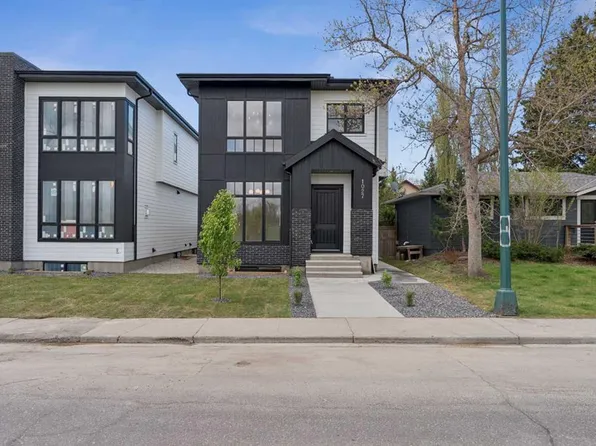 1027 N 32nd Ave NW, Calgary, AB T2K 0B2