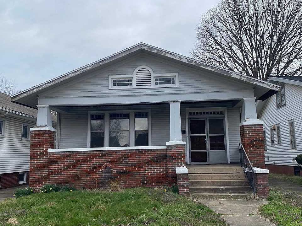 1st image of 1026 E Chandler Ave