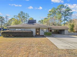 2118 Winterlochen Rd, Fayetteville, NC 28305