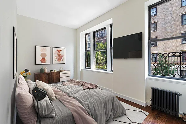 Rented by Bold New York | media 23