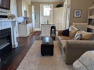 65 Merton Rd APT 3, Newport, RI 02840