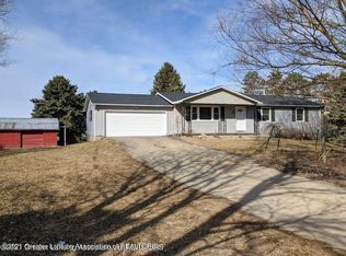 2785 N Airport Rd, Saint Johns, MI 48879