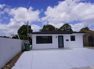 621 E 55th St, Hialeah, FL 33013