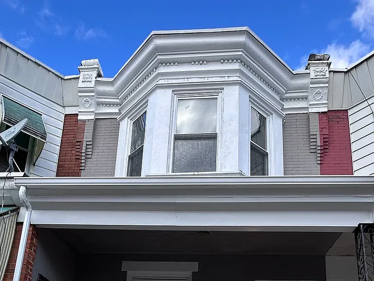 5819 Pemberton St — Photo 1