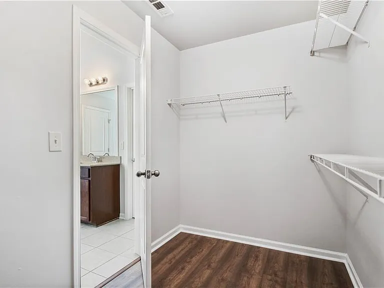 5090 Breezewood Cir — Photo 21
