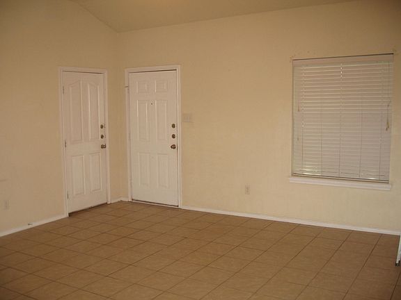 3rd image of 852 Mirabell Ct