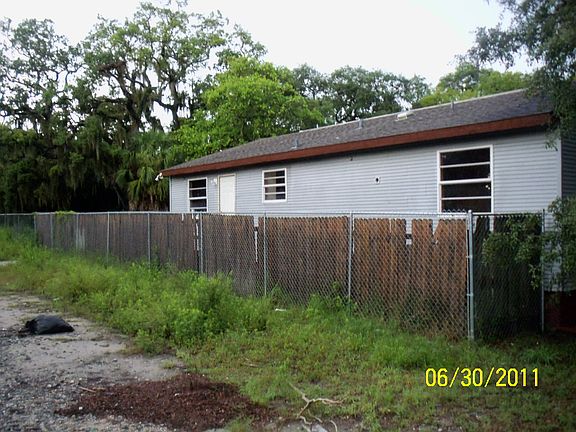 3rd image of 3004 E 23rd Ave