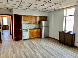 2250 S 9th St #2-R, Philadelphia, PA 19148