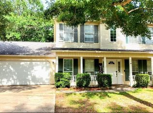 1508 Deer St, Ocean Springs, MS 39564