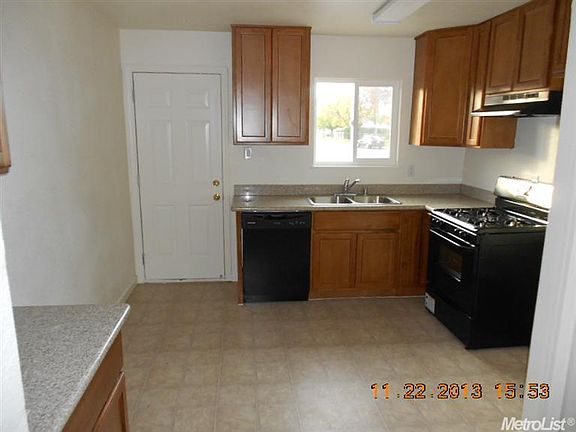 4th image of 3305 Central Ave