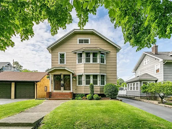 28-30 Elmcroft Rd #28, Rochester, NY 14609