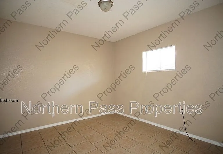 8604 Lawson St #3 — Photo 8