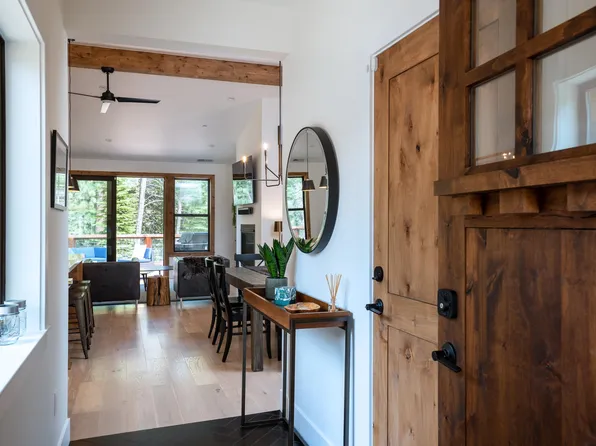 11093 Lausanne Way, Truckee, CA 96161