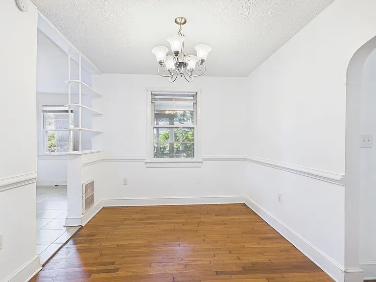 910 Northampton Rd — Photo 12