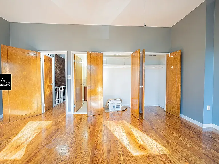 697 Madison St #2 — Photo 27