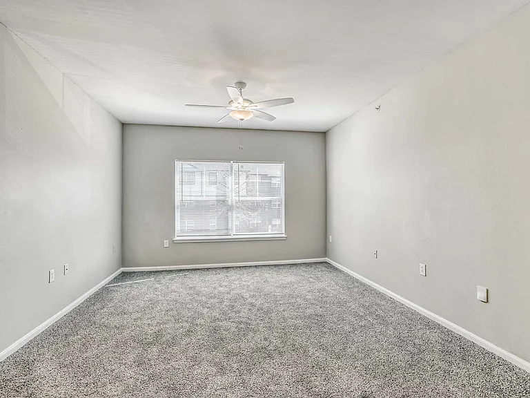 Worthington Point Apartments — Photo 50