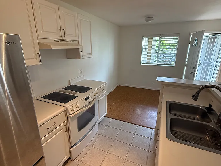 Kitchen to dining room