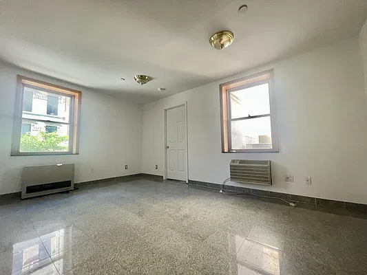 Rented by Waverly Realty Associates | media 1